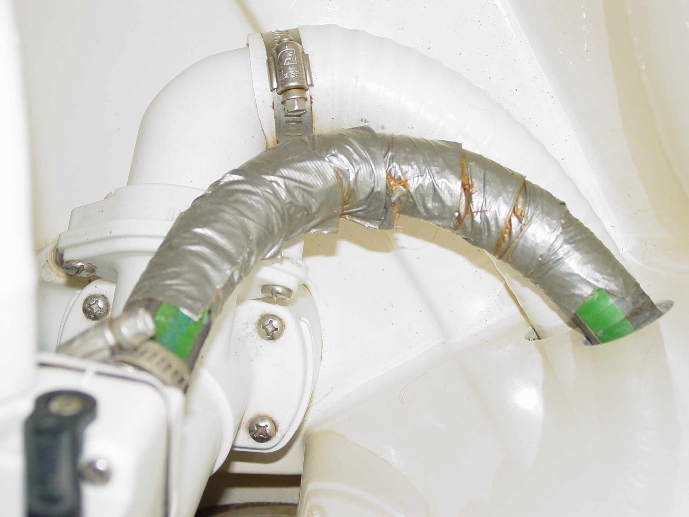 10 Tips For a Better Smelling Head BoatTEST